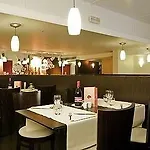 Szálloda Mermoz Paris Le Bourget La Courneuve