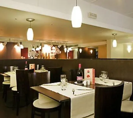 Hotel Ibis Paris Le Bourget