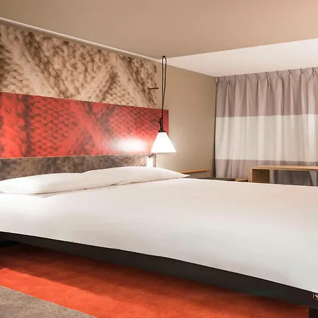 Hotel Ibis Paris Le Bourget La Courneuve