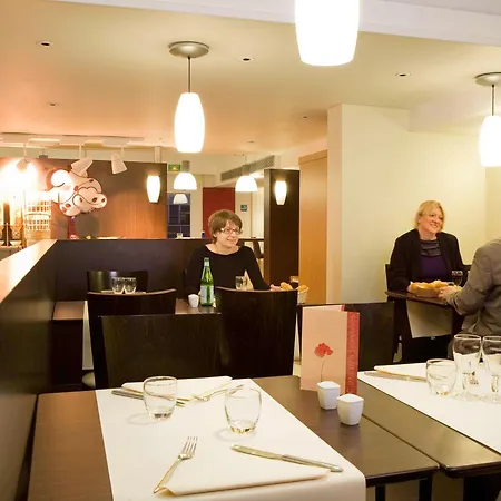 Hotel Ibis Paris Le Bourget