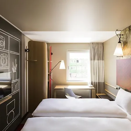 Ibis Paris Le Bourget Hotel